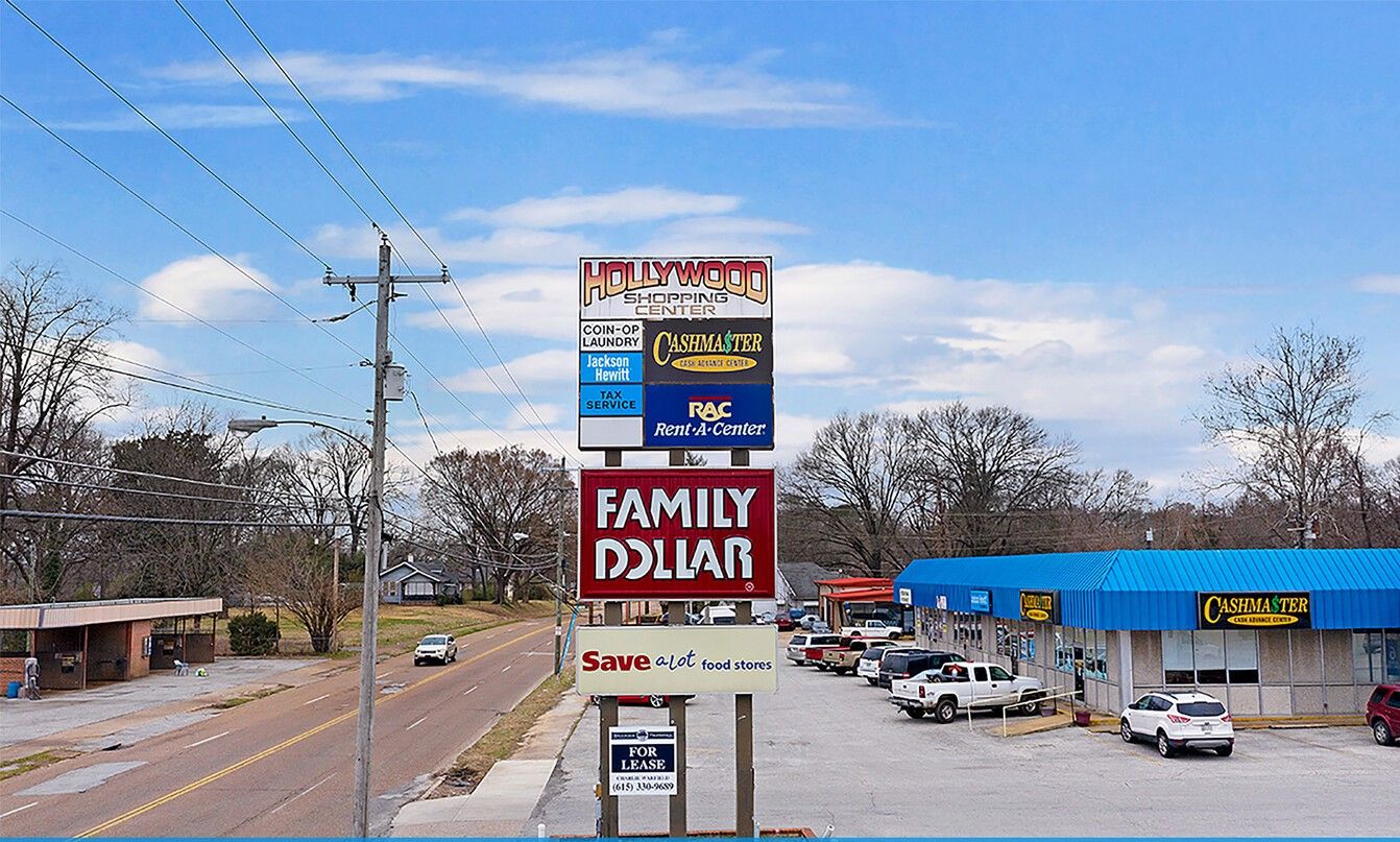 HOLLYWOOD CENTER: 903 Hollywood Dr, Jackson, TN 38301